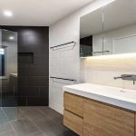 4 Reasons to Hire a Bathroom Remodelling Team